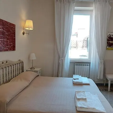 בית הארחה Residenza Maritti Contemporarysuite