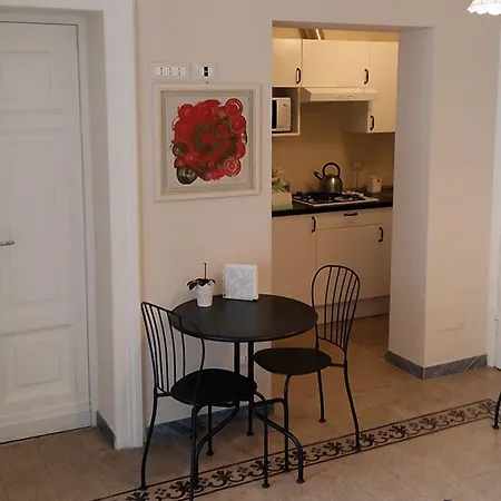 Gasthuis Residenza Maritti Contemporarysuite - 4*